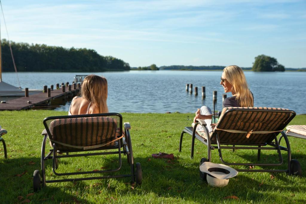 Strauers Hotel Am See Bosau Zewnętrze zdjęcie